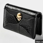 알렉산더맥퀸 카드 지갑의 유니크한 디자인 - A close-up, hyper-realistic image of a luxury card wallet designed by Alexander McQueen, showcasing ...